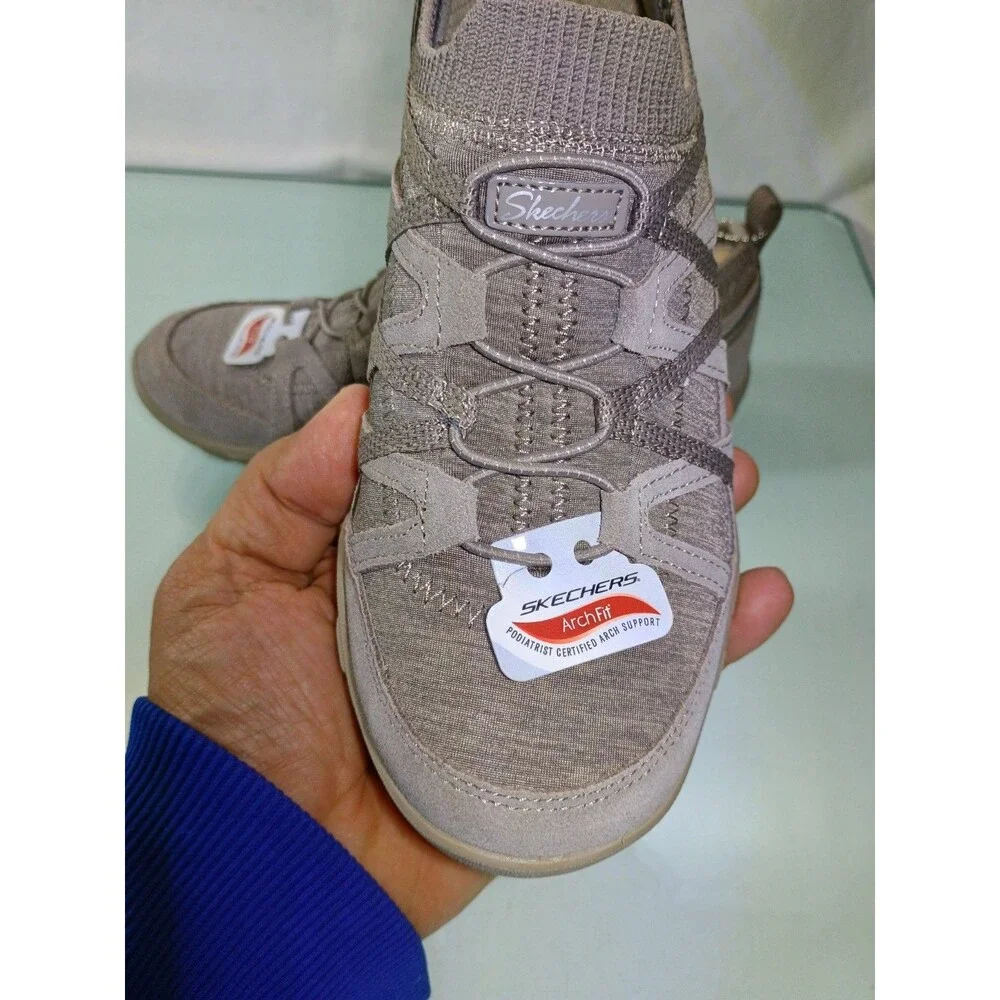 skechers Arch Fit Comfy Women SZ 7